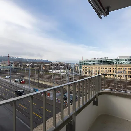 Hébergement de vacances Downtown Dream 3,5br With Balcony And Style Ba32 *